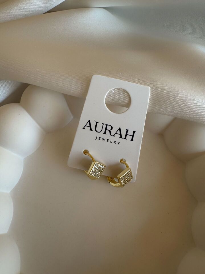 Zirkon Taşlı Minimal Küpe