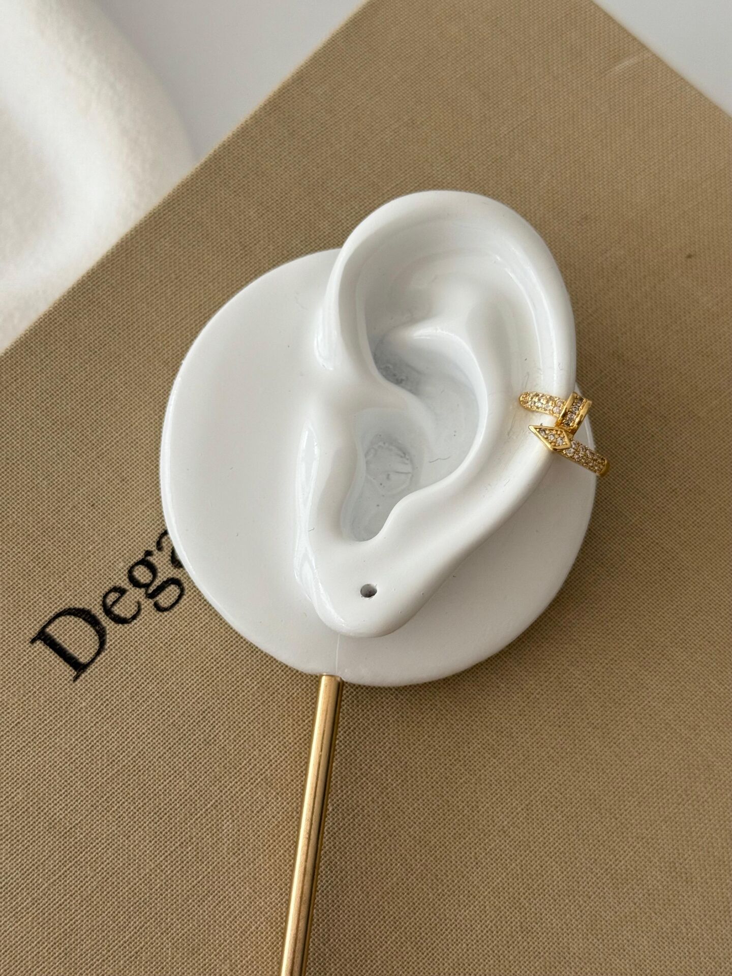 Modern Tasarım Taşlı Earcuff