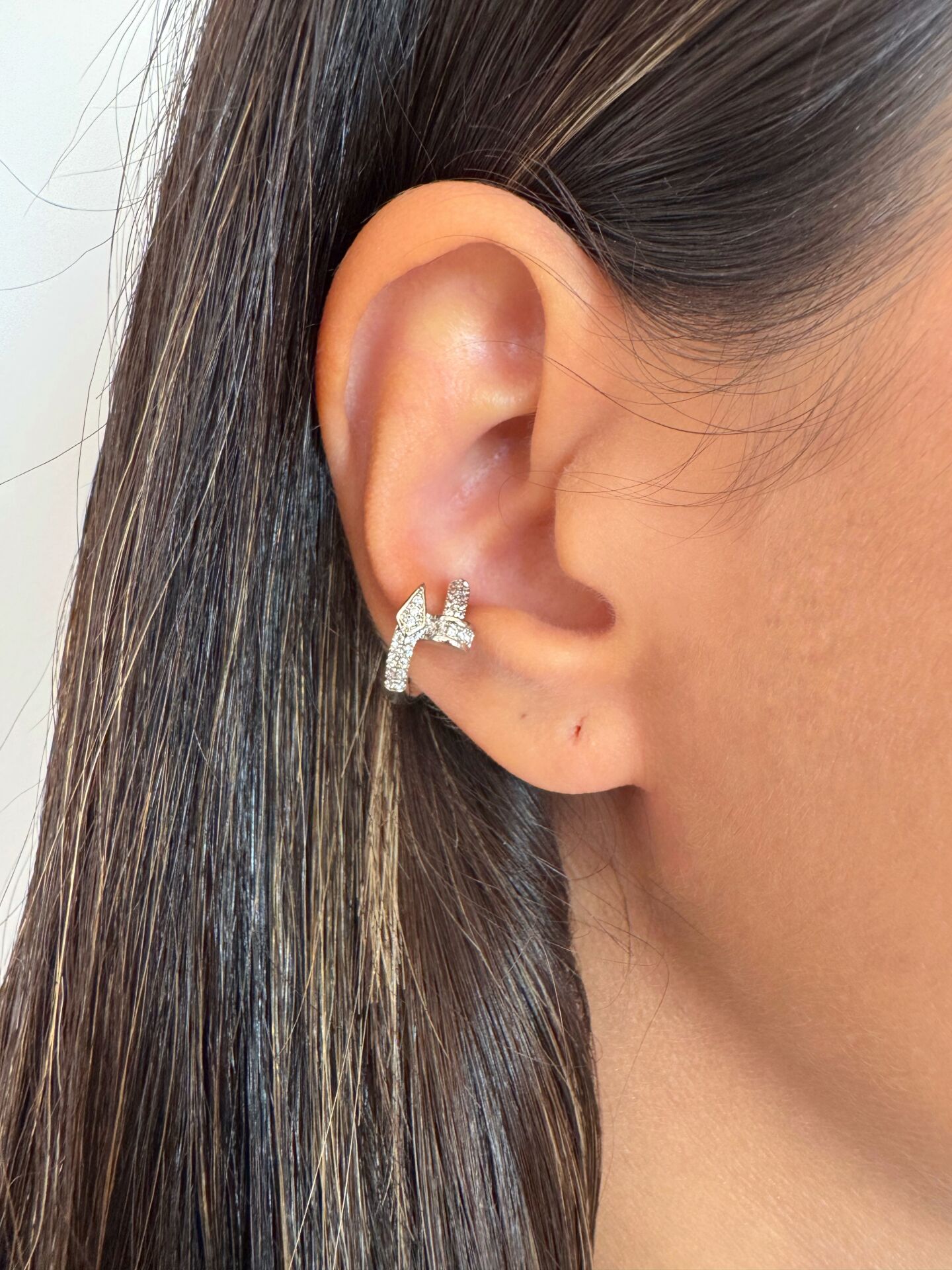 Zena Earcuff