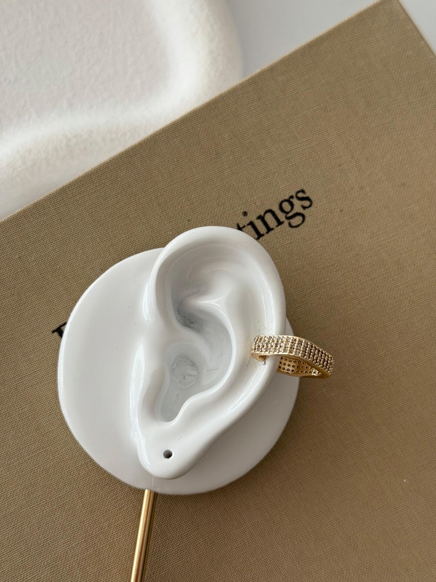Kalın Taş Tasarım Earcuff