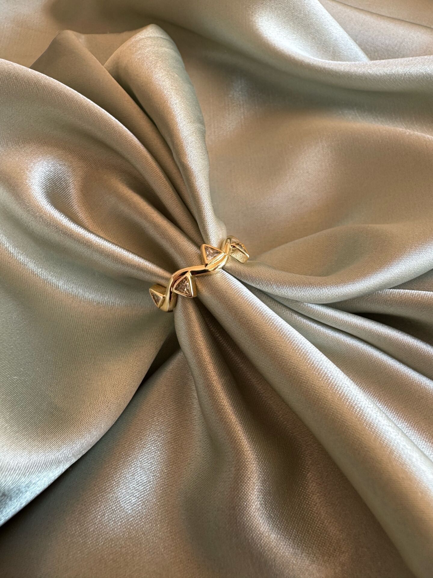 Geometrik Detaylı Yüzük