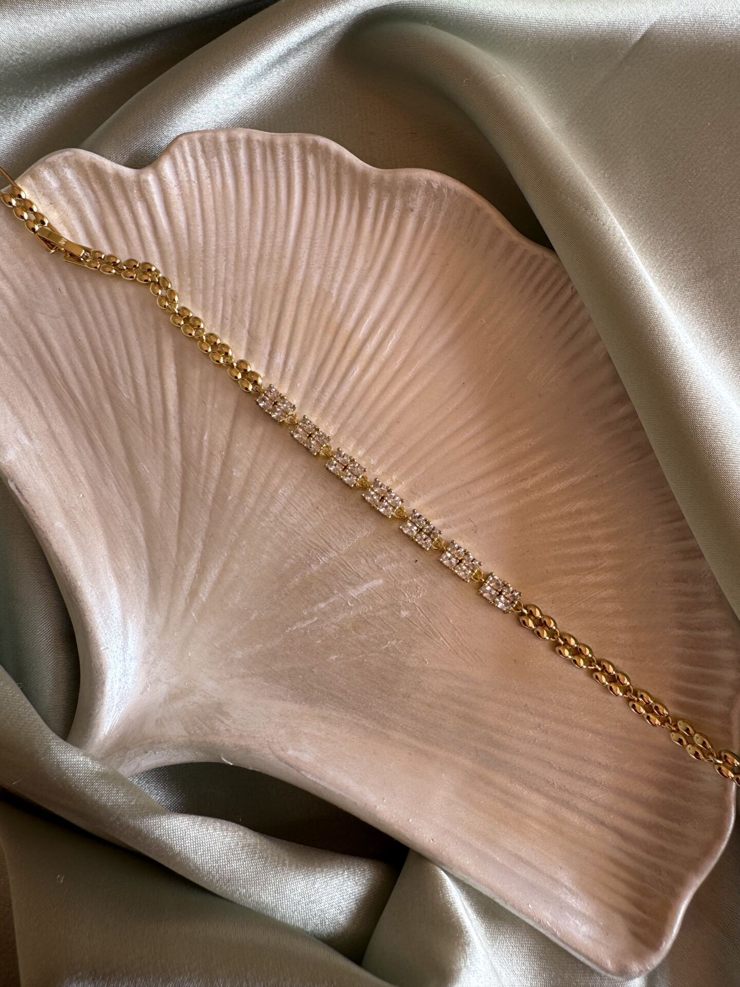 Radiant Chain Bileklik