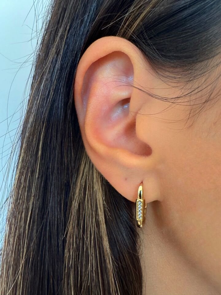 Minimal Taşlı Küpe