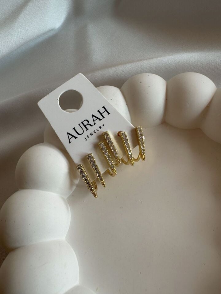 Zirkon Taşlı Şerit Küpe