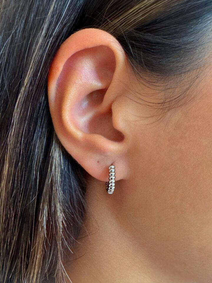 Silver Burgu Minimal Halka Küpe