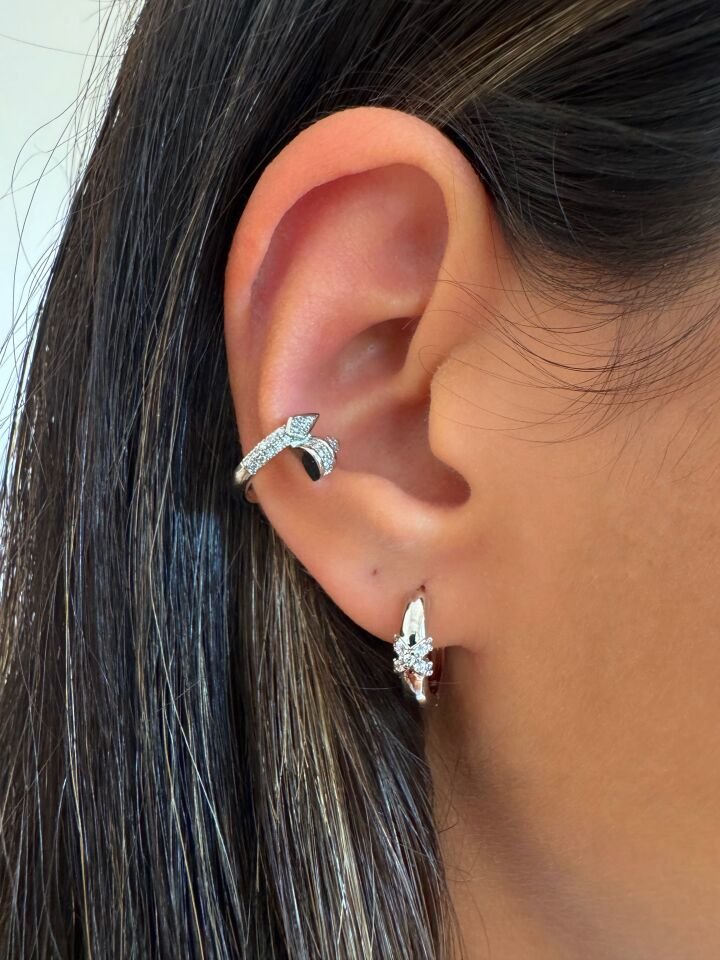 Silver Taşlı Halka Küpe