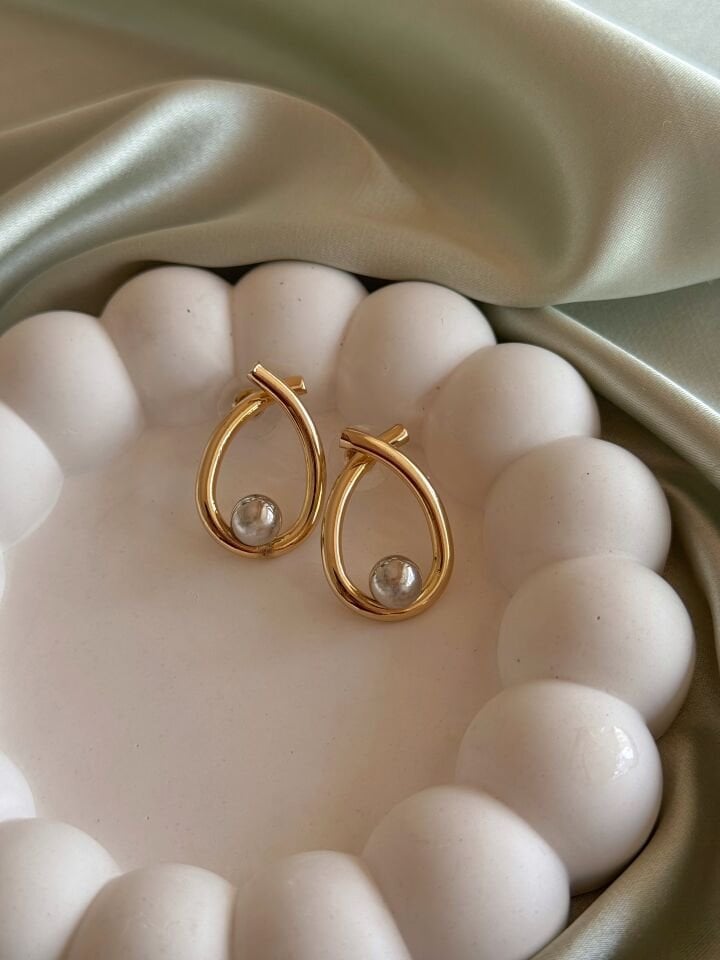 Damla Tasarım Küpe