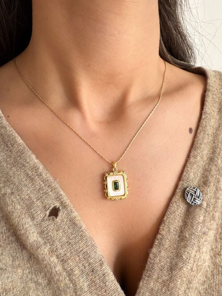 Vintage Safir Taşlı Kolye