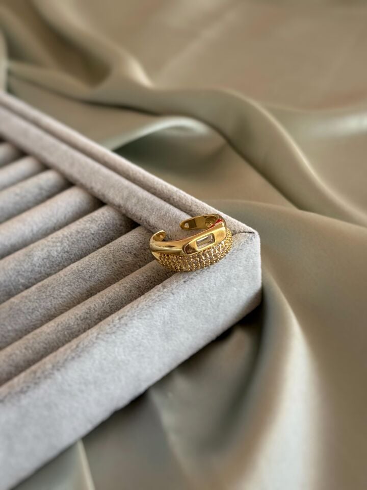 Taşlı Çift Sıra Yüzük