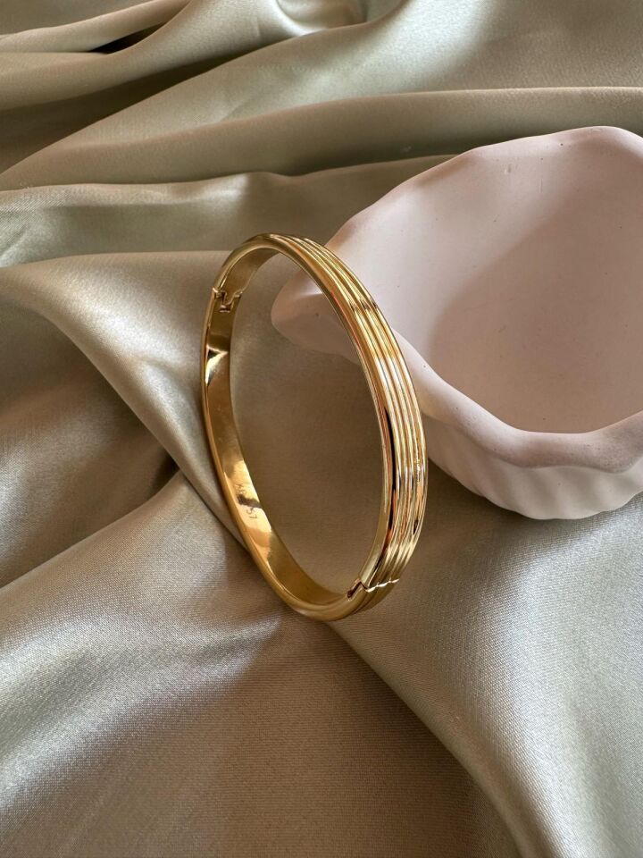 Gold Düz Kelepçe