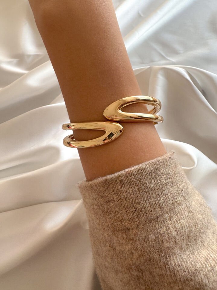 Asimetrik Kalın Kelepçe