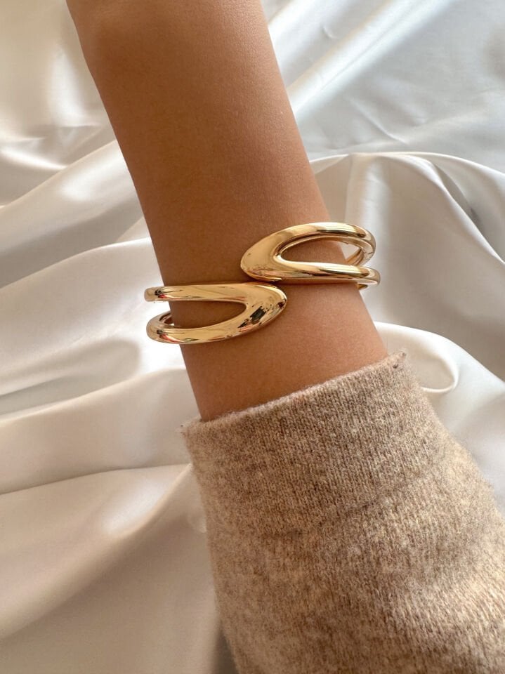 Asimetrik Kalın Kelepçe