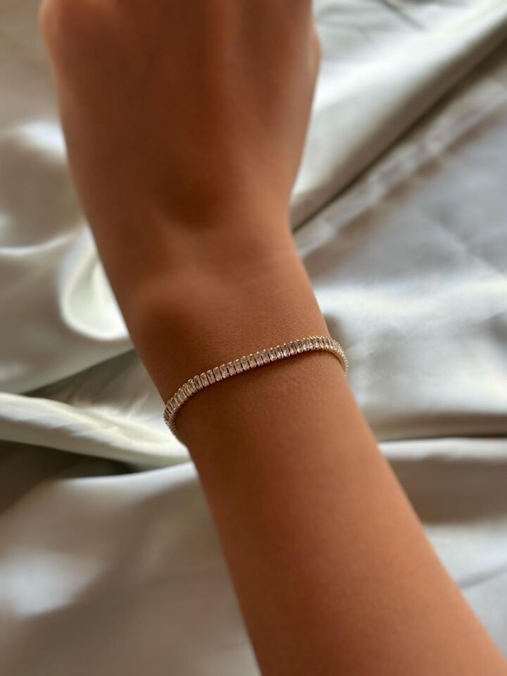 Minimal Gold Su Yolu Bileklik