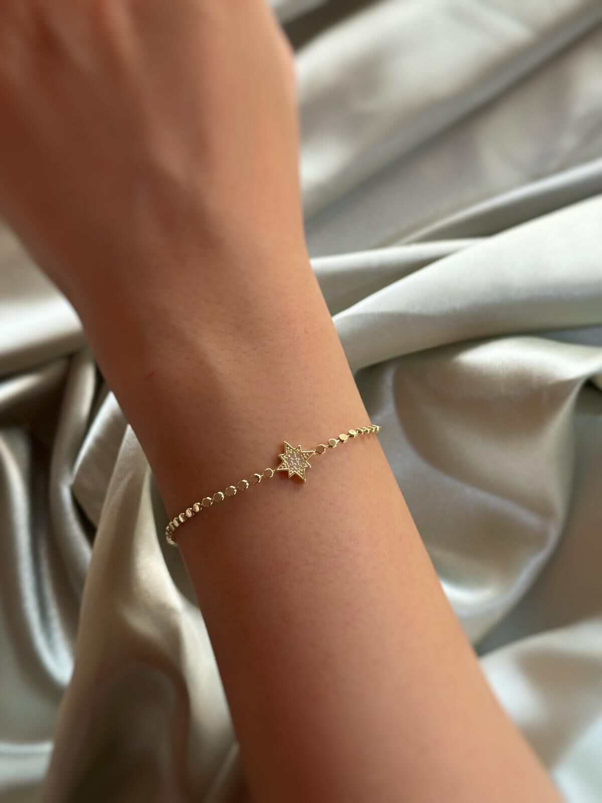 İnce Yıldız Bileklik