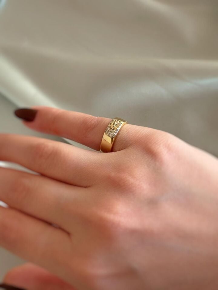 Gold Taşlı Serçe Parmak Yüzüğü