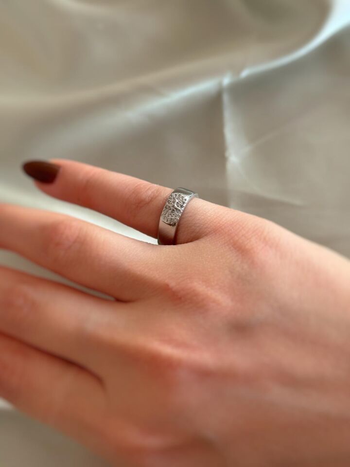 Silver Taşlı Serçe Parmak Yüzüğü