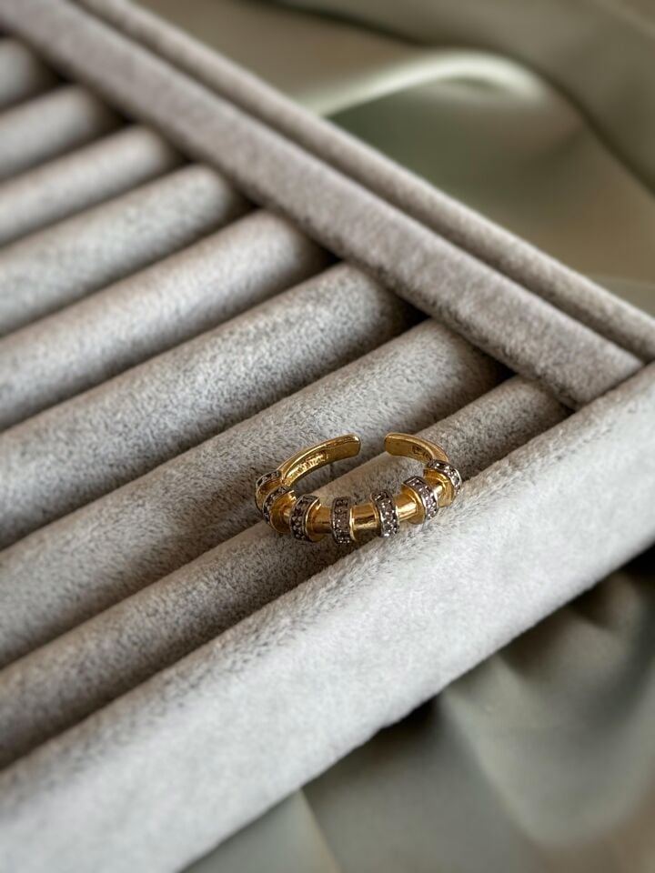 Sıralı Taşlı Yüzük