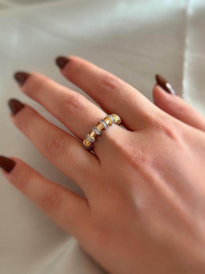 Sıralı Taşlı Yüzük