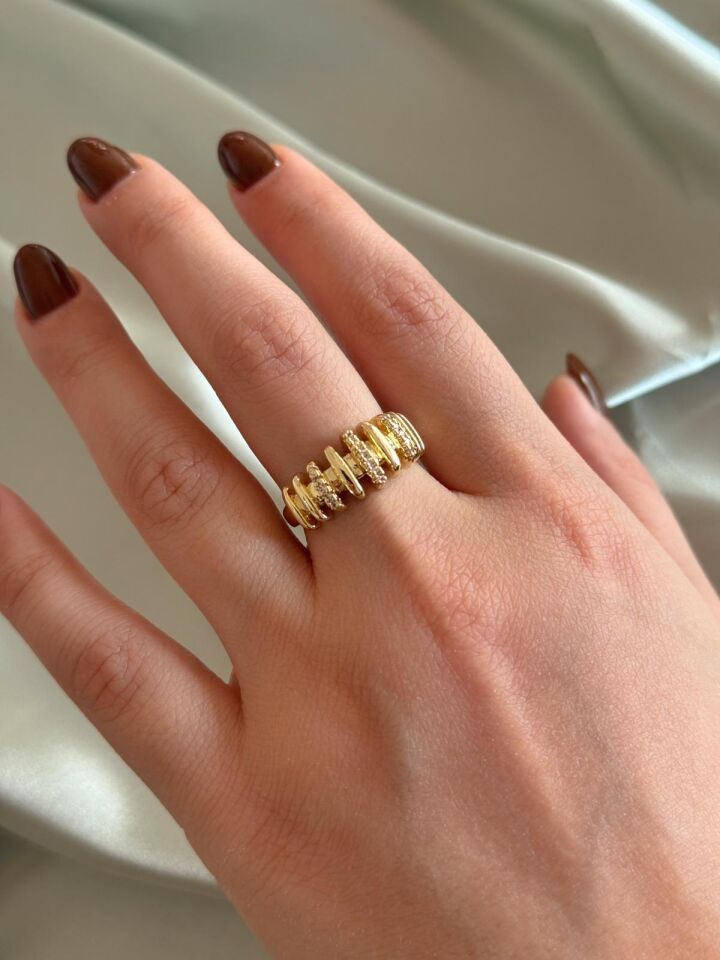 Sıralı Taşlı Yüzük