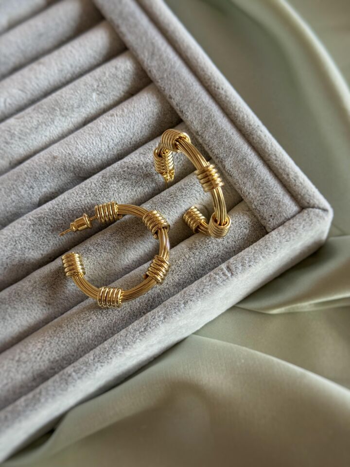 Şeritli Büyük Halka Küpe