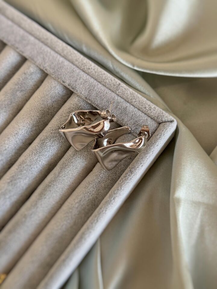 Zamansız Silver Küpe