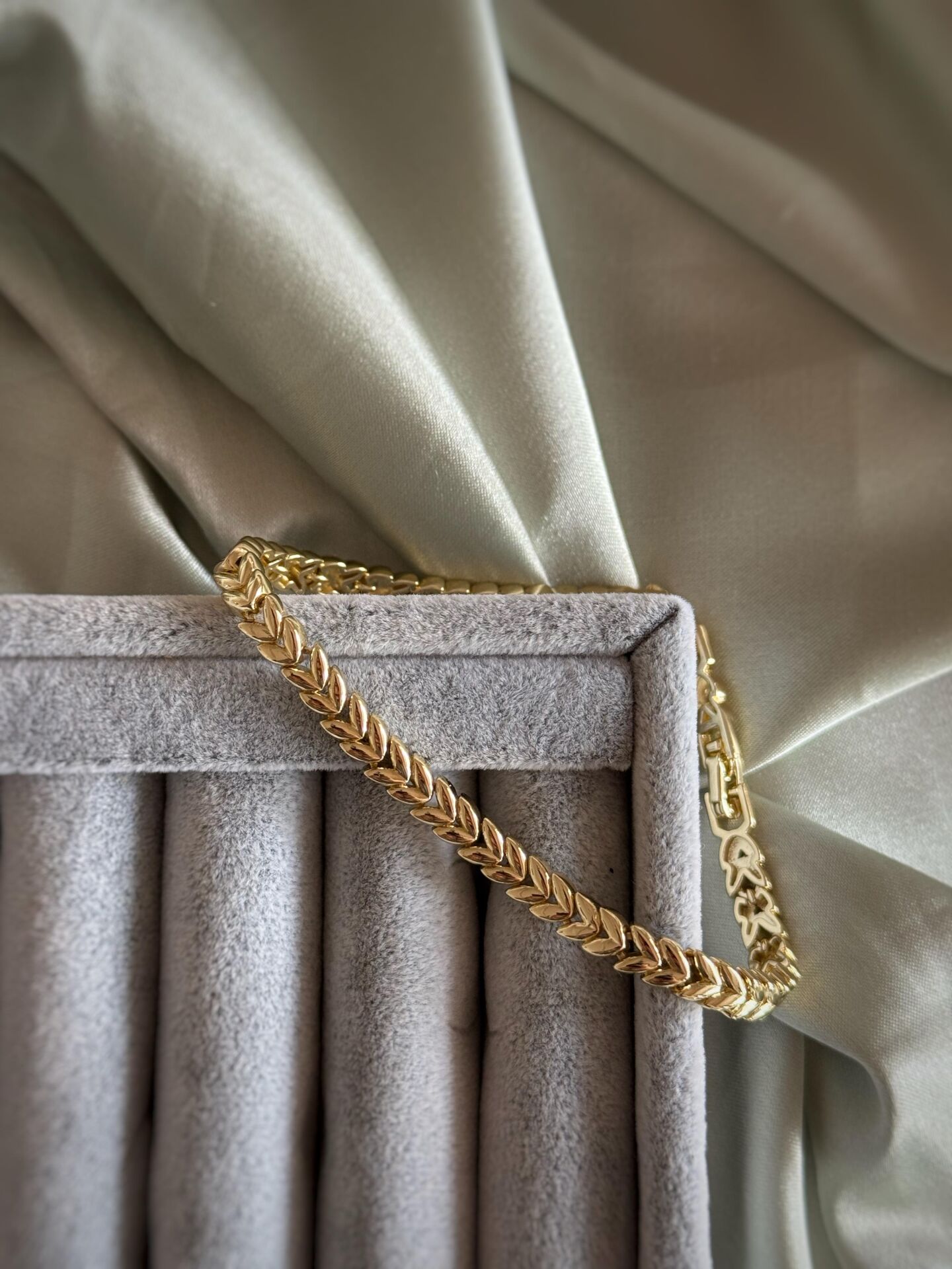 Sıralı Yaprak Bileklik