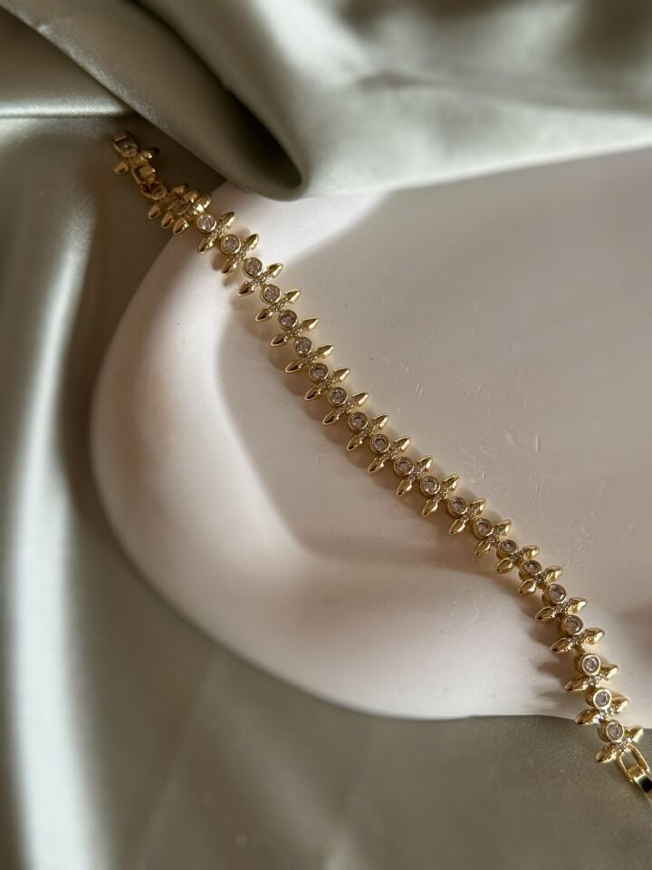 Ok Detaylı Bileklik