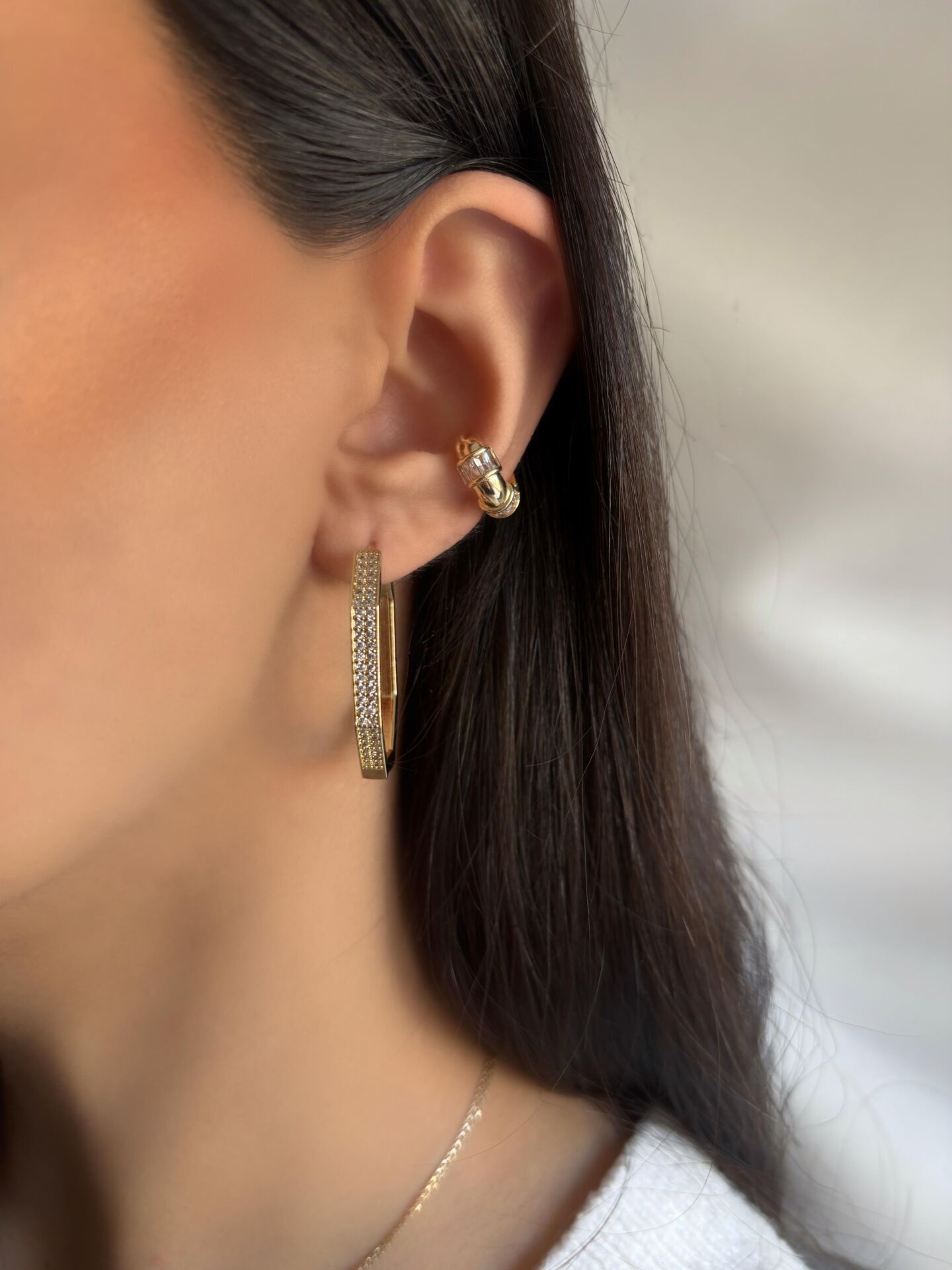 Geometrik Taşlı Küpe