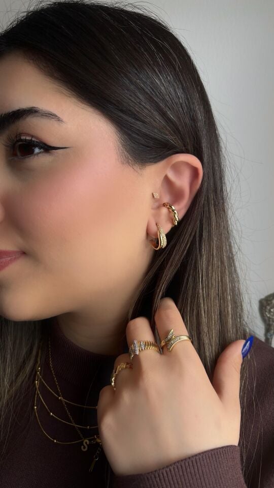 Taşlı Çift Şerit Küpe