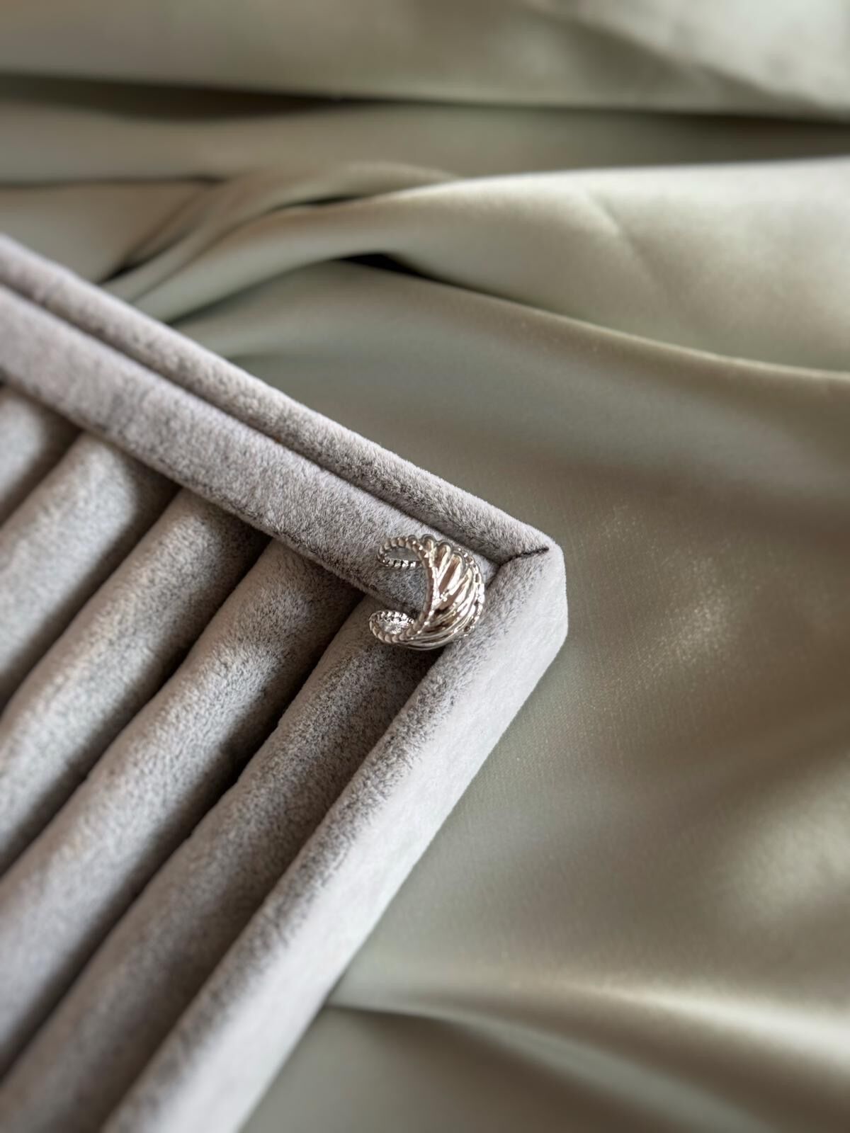 Silver Çizgi Earcuff