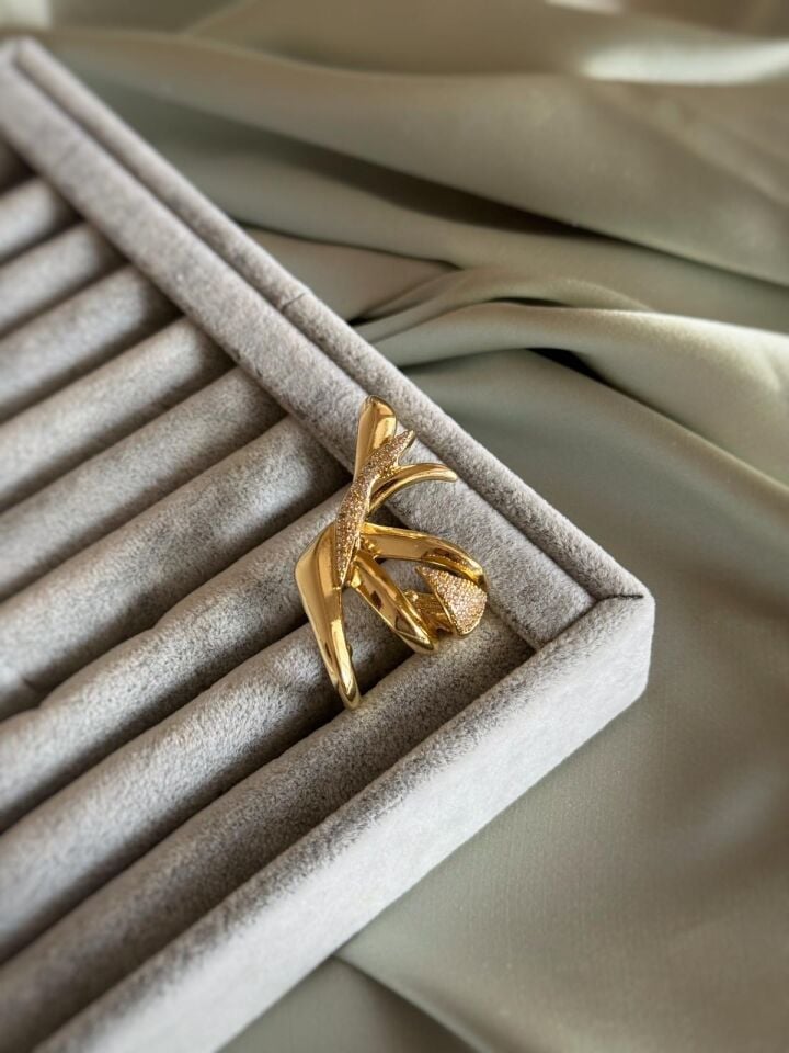 Işıltı Kıvrım Earcuff