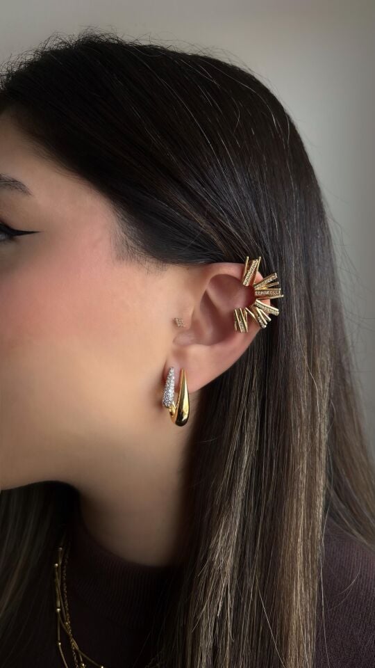 Altın Akış Earcuff